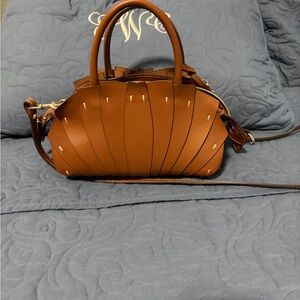 BOLDRINI VACHETTA ITALIAN LEATHER CROSSBODY